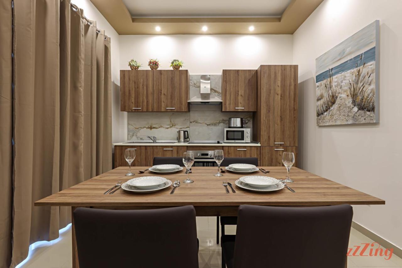 Gem Beachfront Apt With Amazing Bay And Sea Views Birżebbuġa Екстериор снимка