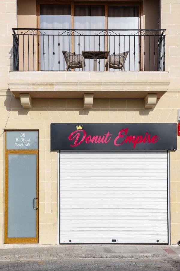 Gem Beachfront Apt With Amazing Bay And Sea Views Birżebbuġa Екстериор снимка